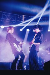 wHitsujibungaku Asia Tour 2025 g܁A Right now, right here.hx{ٌ̖͗l ʐ^:OYP 