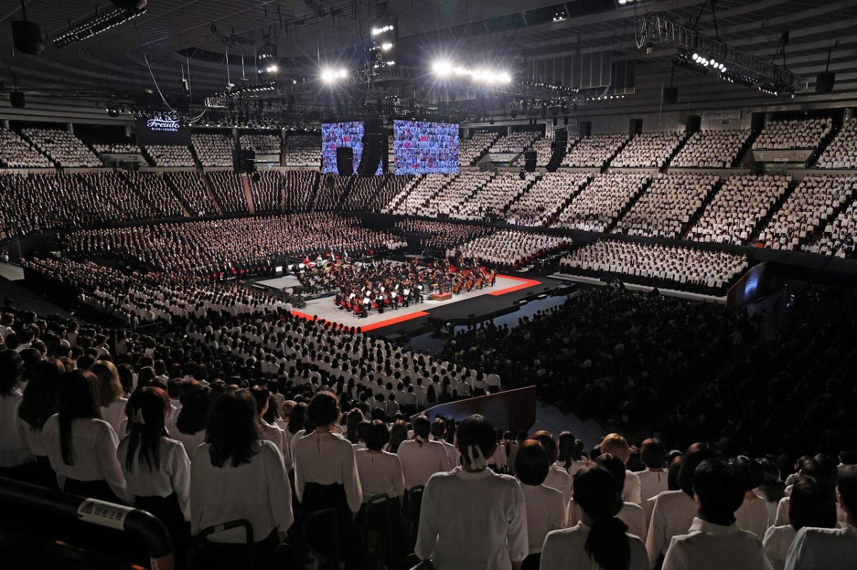 万博開幕日の鳥肌もの大合唱、年末に再び 『サントリー1万人の第九