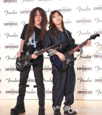 Fender Experience 2025 �J�����O�C�x���g�ɓo�d�����i������j�}�[�e�B�E�t���[�h�}���A�q�R���q�[ �iC�jORICON NewS inc. 