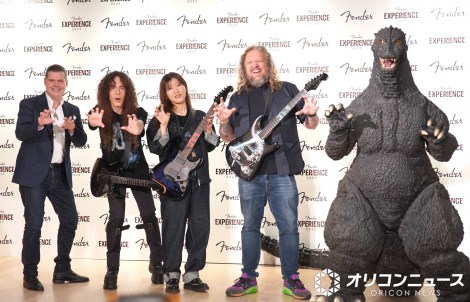Fender Experience 2025 �J�����O�C�x���g�ɓo�d�����i������j�G�h���[�h�E�R�[����\������В��A�}�[�e�B�E�t���[�h�}���A�q�R���q�[�A�A���f�B�[�E�q�b�N�X���A�S�W�� �iC�jORICON NewS inc. 