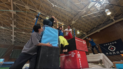 10wTIiCgXN[vxiCjABCer 