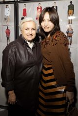 ����t�ށw�t�F���f�B 2026�N�t�ăR���N�V�����x�̃V���[�ɎQ�� �~���m�ł̈���ɖ��� 