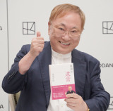 �V���w���{�̈⌾�x(�u�k��)�̔����L�O��ɓo�d�������{���펁 (C)ORICON NewS inc. 