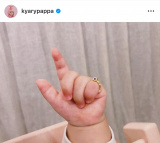 [ς݂ς݂uTo my sweet baby, happy birthday 1΂ɂȂˁB߂łƂv (ʐ^̓CX^O @kyarypappa ) 