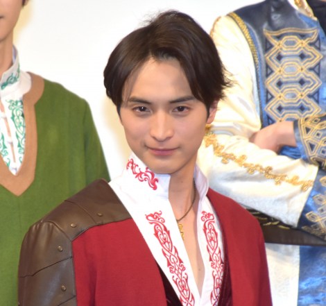 mD iCjORICON NewS inc. 