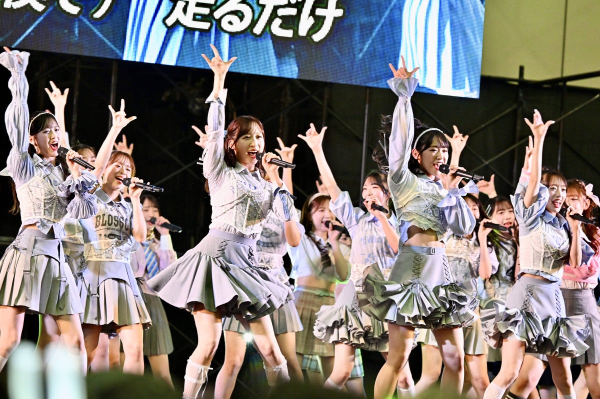 AKB48 前田敦子 NEW YORK ニューヨーク イベント 参加特典 生写真 画像・写真 | AKB48、前田敦子らOG参加の20周年記念シングルは「Oh my