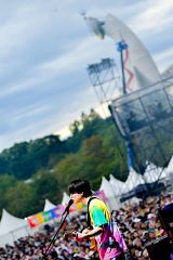 uWESSION FESTIVAL 2025vDAY1ɏoʐ^Saucy Dog ʐ^:͏ 