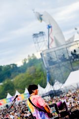 uWESSION FESTIVAL 2025vDAY1ɏoʐ^Saucy Dog ʐ^:͏ 