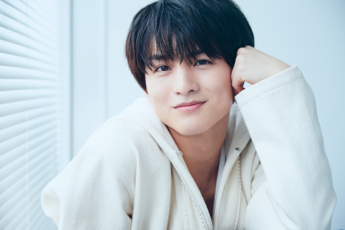 超特急・柏木悠、“先生”との再会ショットに反響「2人が並ぶと国宝級