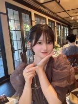 ファンの結婚式に参列した元アイドル、まるでオフ会と反響「ヲタクの理想完成形」「えげつないファンサ」