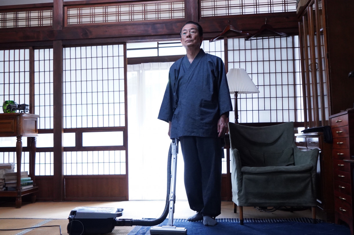 w_ season24xgXyVuďv(C)er 