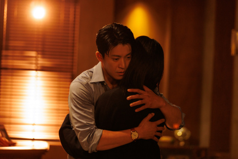 Netflix�V���[�Y�w�����̗��l�����x10��16�����Ɛ�z�M�X�^�[�g 