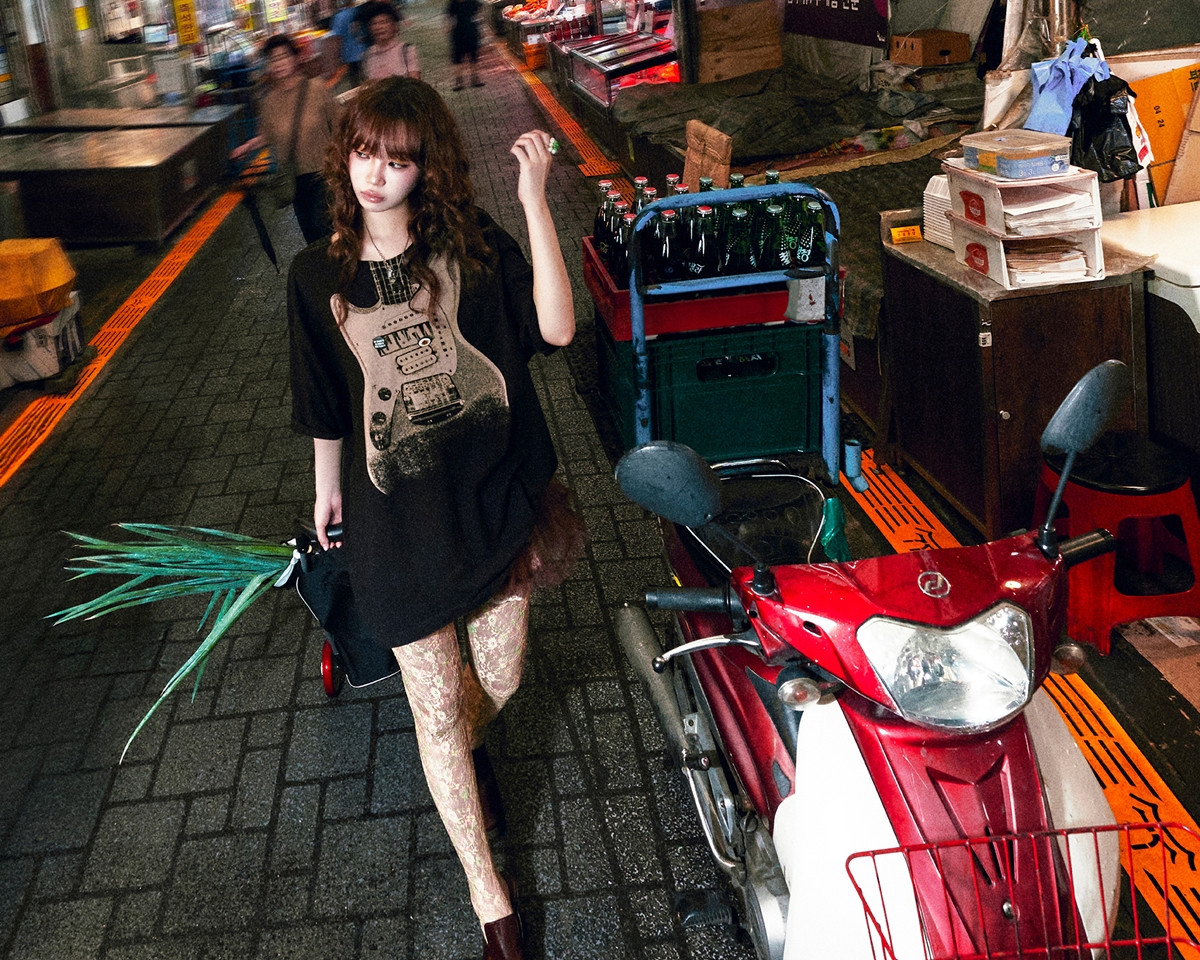 LE SSERAFIMEKIM CHAEWON (P)&(C) SOURCE MUSIC 