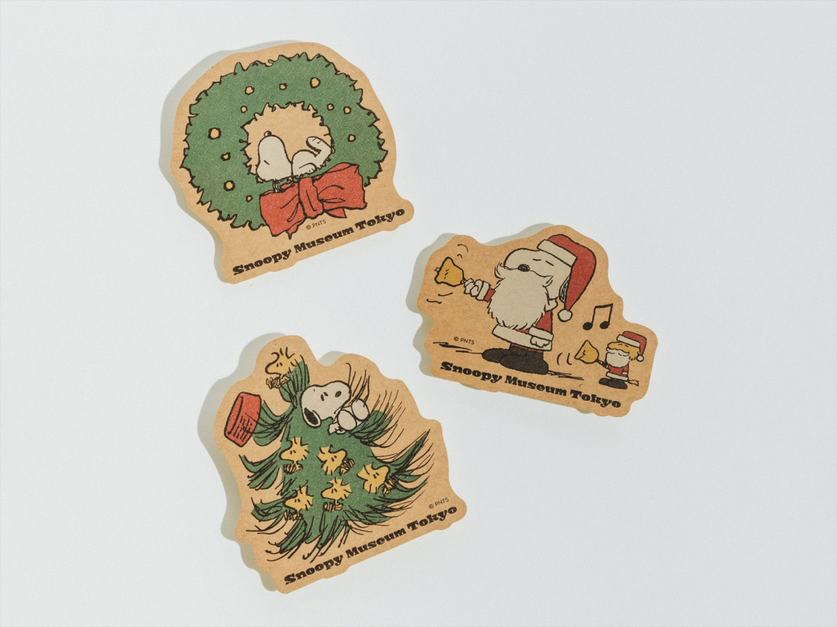 _CJbgXebJ[Zbg CHRISTMAS(990~)=~[WAVbvuBROWNfS STOREvɂăNX}X~̎ɂ҂ȃObYo(C)2025 Peanuts Worldwide LLC 