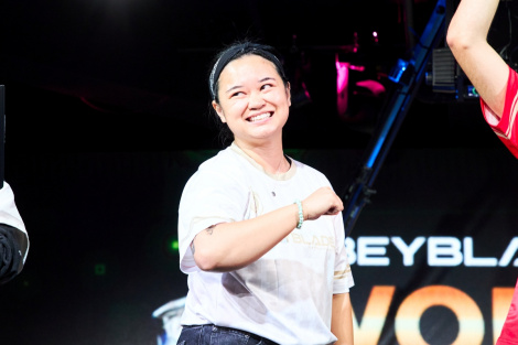 �I�[�v���N���X�ɏo�ꂵ�����T���[���X��\�̃G���[�i�E�x�C�I�� 