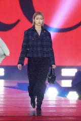 wRakuten GirlsAward 2025 AUTUMN/WINTERxɏo{R仏 (C)ORICON NewS inc. 