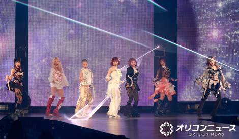 wRakuten GirlsAward 2025 AUTUMN/WINTERxɏoXG iCjORICON NewS inc. 