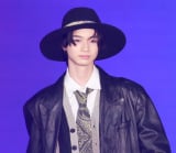 【ガルアワ】『国宝』俳優・越山敬達、文豪スタイルで圧巻オーラ