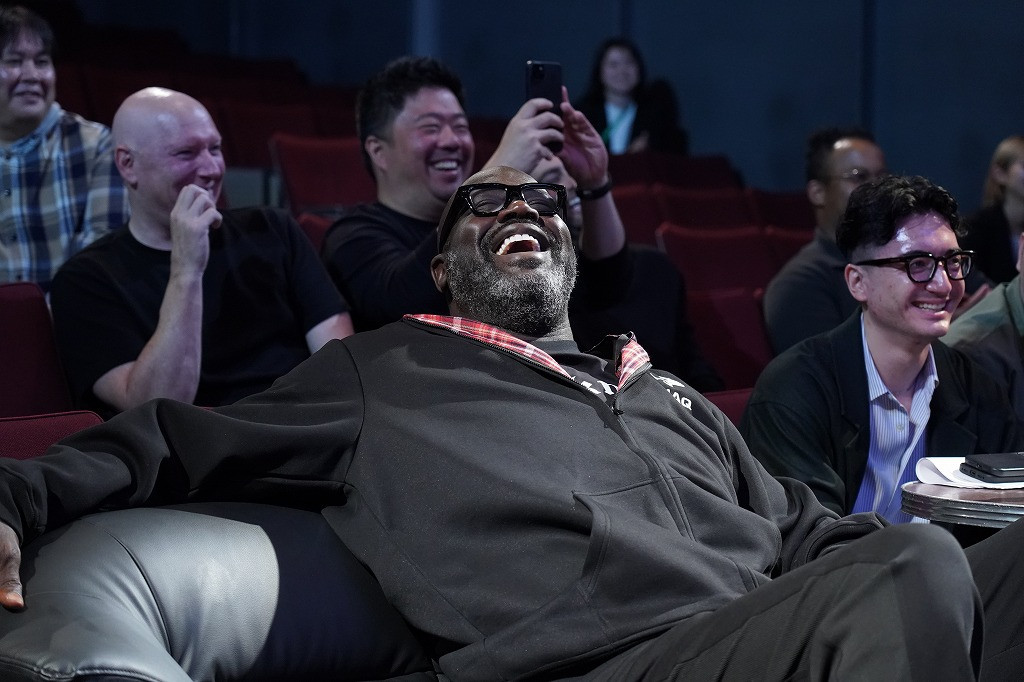 gNBAjŋZ^[hƏ̂VL[EIj[uYOSHIMOTO ROPPONGI THEATERv𗈖K 