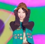 【ガルアワ】日向坂46金村美玖、クール→弾ける笑顔のギャップで魅了 古着コーデを着こなす