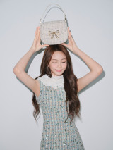 uLILY BROWNvXyVfɏACHearts2HeartsECARMEN 