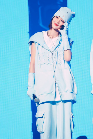 i-dle�E�~���j�@Photo by YOSHIHITO KOBA�A�A���U�C�~�L 