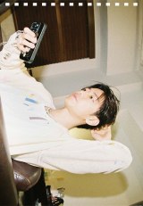 画像・写真 | 佐藤健、2026年カレンダー発売決定 プライベート旅行にも