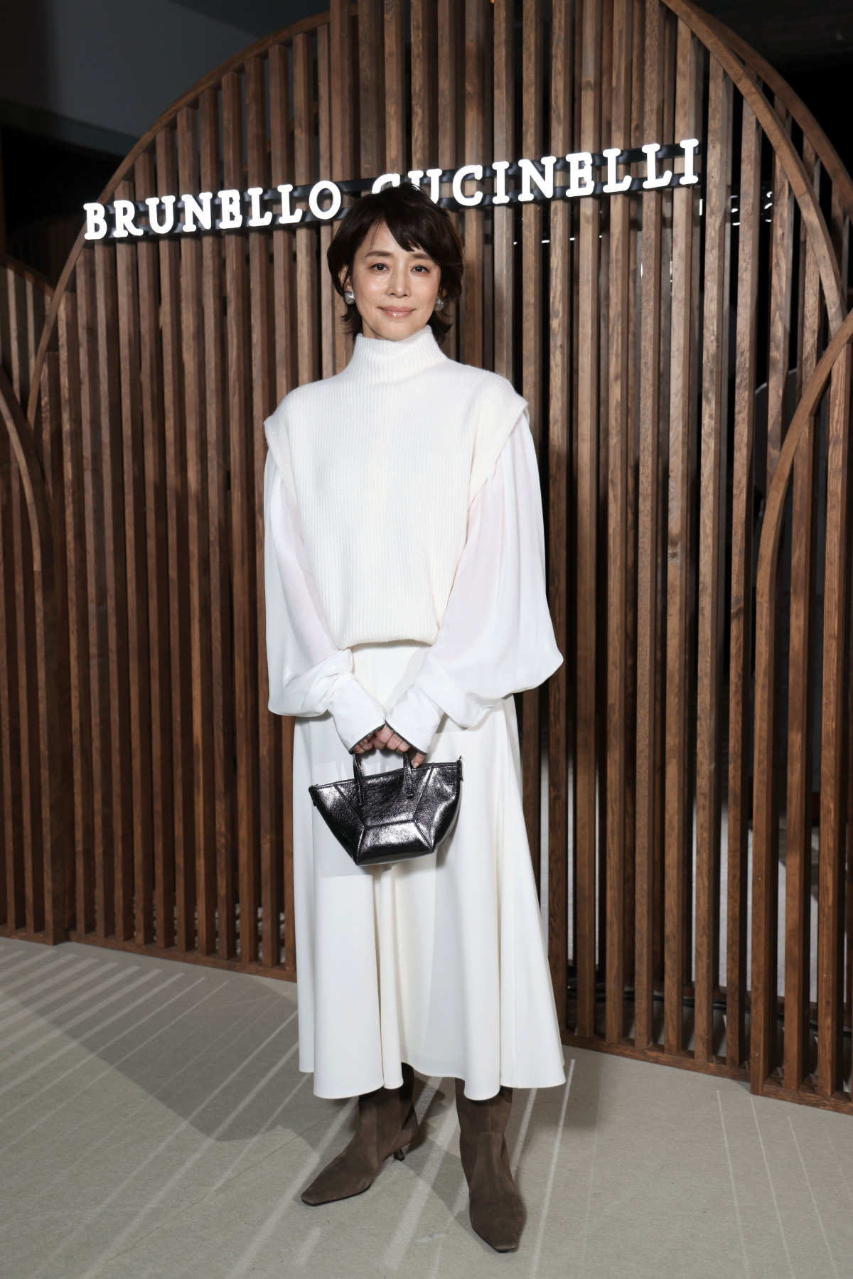 画像・写真 | 石田ゆり子、一番好きな季節は秋「喫茶店で永遠に本を