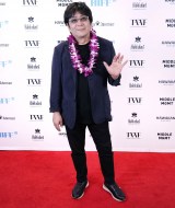 �f��w�󓇁x�n���C���ۉf��ՂŃC���^�[�i�V���i���v���~�A��f ��F�[�j�ēu���̎���ɂ��ʂ��郁�b�Z�[�W������v 