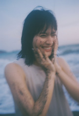 �w���{��20�ド�X�g�ʐ^�W�u�^�C�g������v�x��s�J�b�g(C)���~�� 