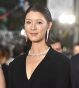 w38񓌋ۉf(TIFF)x̃bhJ[ybgɓoꂵWFjt@[E[ (C)ORICON NewS inc. 