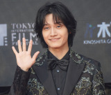 w38񓌋ۉf(TIFF)x̃bhJ[ybgɓoꂵA! groupE쏻 (C)ORICON NewS inc. 