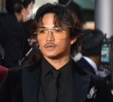 �w��38�񓌋����ۉf��ՁiTIFF�j�x�̃��b�h�J�[�y�b�g�ɓo�ꂵ��GENERATIONS�E�������F �iC�jORICON NewS inc. 