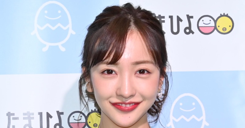 板野友美、タクシー乗車中に「道路の真ん中で降ろされて…」 予想外のトラブル明かす