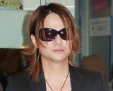 �u�����`�`�`!!!�v GLAY�ETERU�����̋����n�A�f�r���[��ŏ��� 