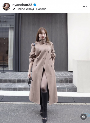 画像・写真 | 小嶋陽菜、“超ミニ×スケスケ黒タイツ”の美脚コーデ披露