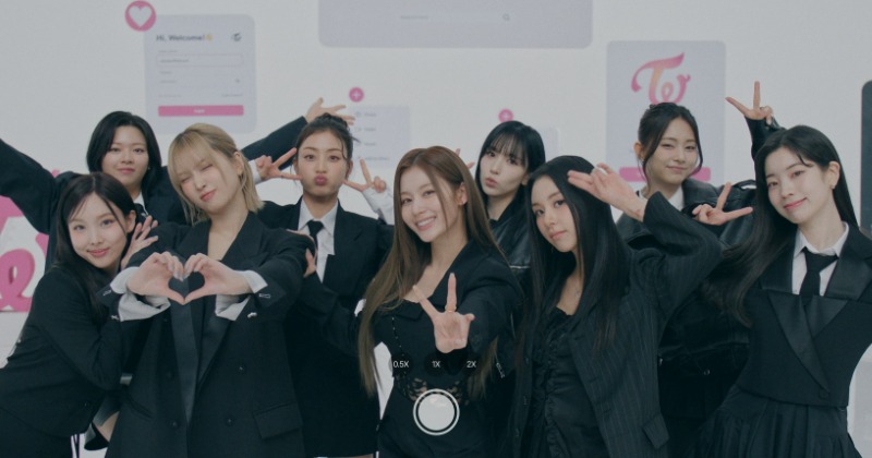 TWICE まとめ売り　(10万円相当) TWICE、それぞれの魅力あふれるソロカット公開 9人の物語に迫る