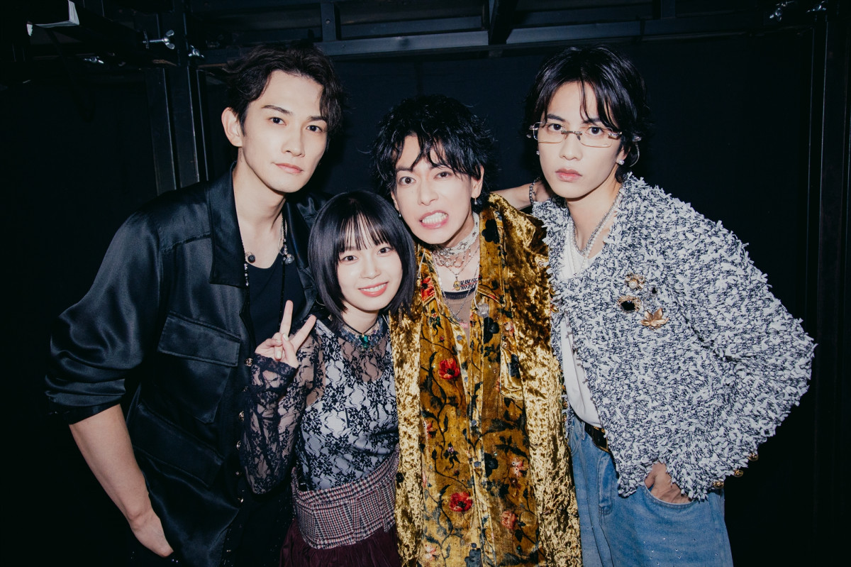 最終値下げ【希少】NETFLIX グラスハート　ペンライト 最終値下げ【希少】NETFLIX グラスハート ペンライト グラスハート