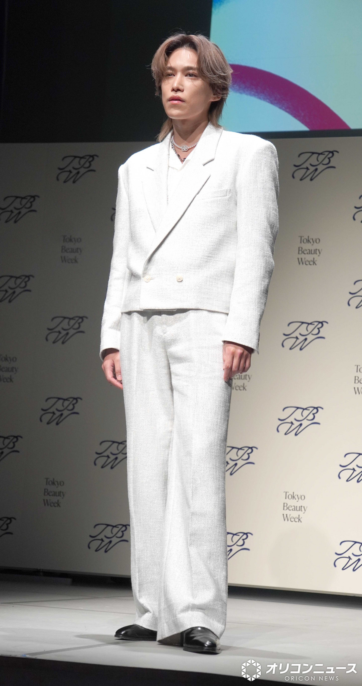 千賀健永、ロンドンの個展開催で日本人作家ならではの強みに気づく