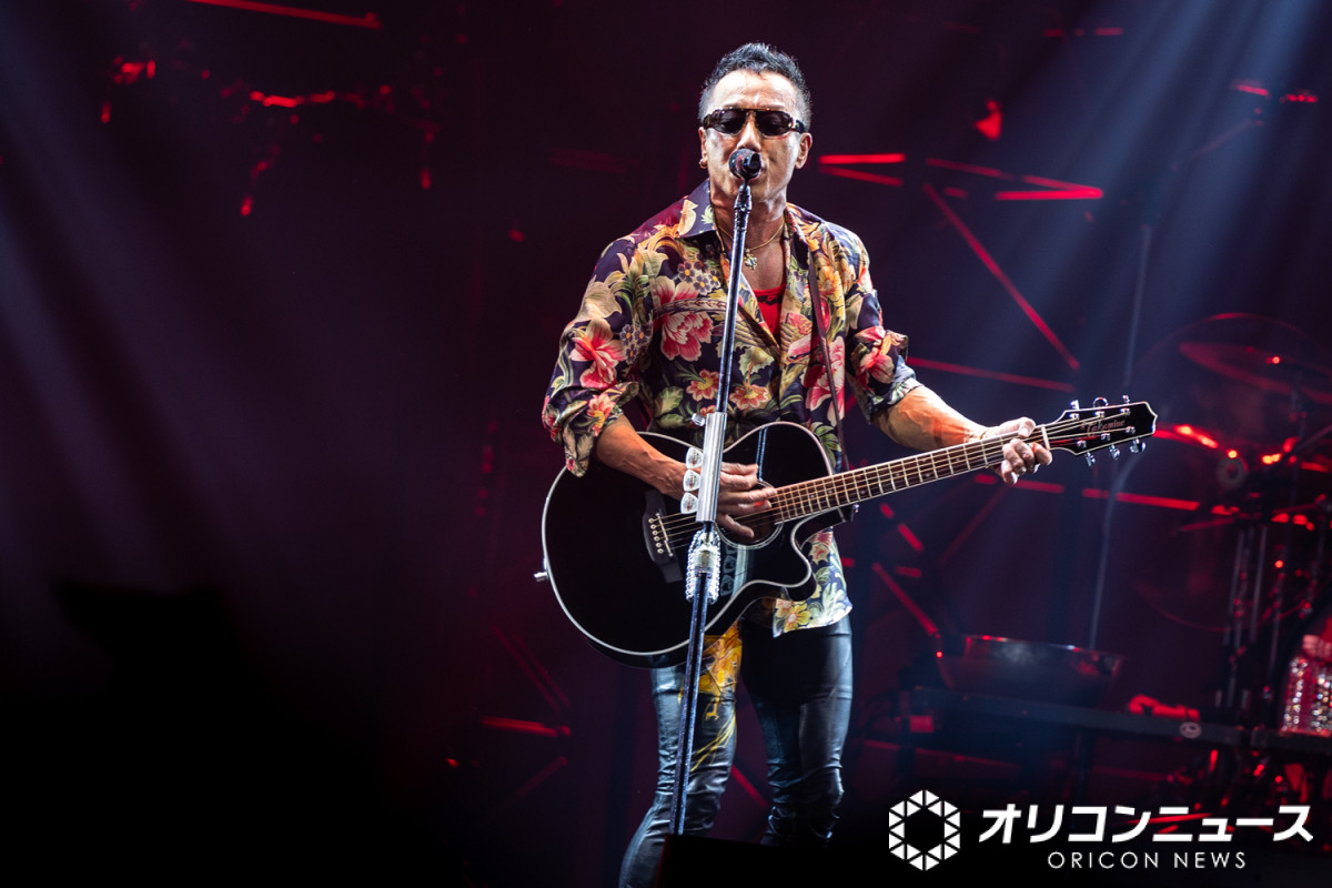 ☆本物☆長渕 剛さん 衣装 ドルガバ 総柄 ペイズリー ジャケット ４４！！ 長渕剛が語る、命がけで表現するということ「本気でかかってくる者には