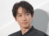 ディーン・フジオカ、ドラマ撮影合間の“軽々”トレーニング姿に反響「すご〜」「流石です」「たまりません」