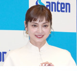 �q�ǂ���1�l1��^�u���b�g�[����^���Ă��邱�Ƃ𖾂�������������Santen�w�ߎ��𐳂����m��B�����̖ڂ̌��N����邽�߂ɁA���܂ł��邱�Ɓx��2�� �g�[�N�Z�b�V���� �iC�jORICON NewS inc. 