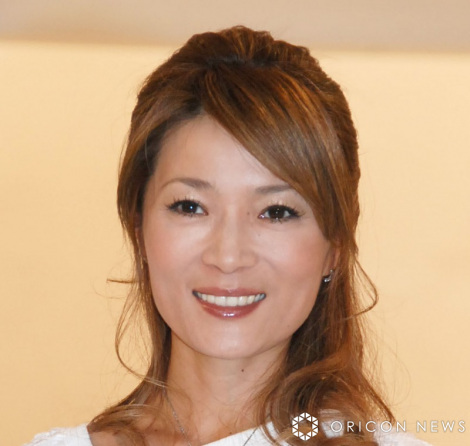 �}���V�A �iC�jORICON NewS inc. 