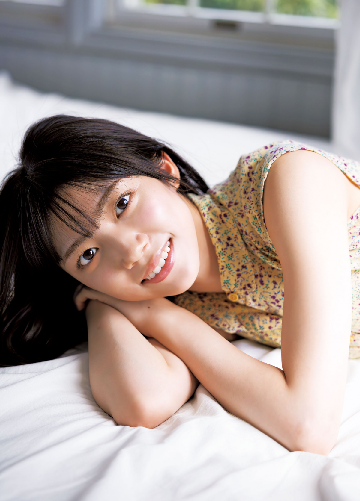 櫻坂46佐藤愛桜『ヤンジャン』で初グラビア挑戦 ノースリワンピや