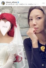 hitomi�u���ƃf�B�Y�j�[�n���E�B���s���Ă��܂����v(�ʐ^�̓C���X�^�O����@hitomi_official ���) 