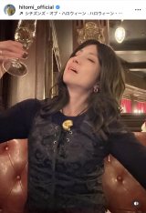 hitomi�u���ƃf�B�Y�j�[�n���E�B���s���Ă��܂����v(�ʐ^�̓C���X�^�O����@hitomi_official ���) 