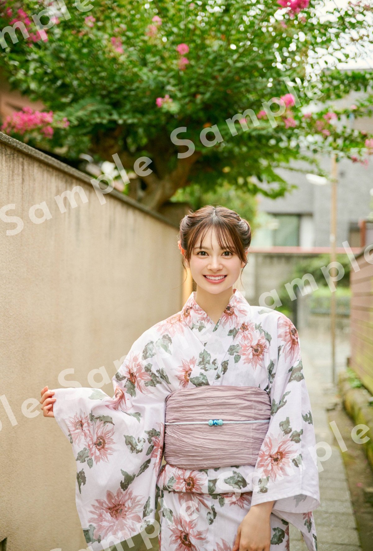 画像・写真 | AKB48伊藤百花、1stフォトブック特典生写真が解禁【全9種