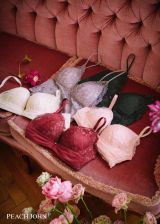 PEACH JOHN�~�V�[�Y���̃r�W���A���ɓo�ꂵ���X���� 