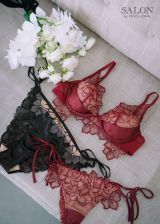 PEACH JOHN�~�V�[�Y���̃r�W���A���ɓo�ꂵ���X���� 