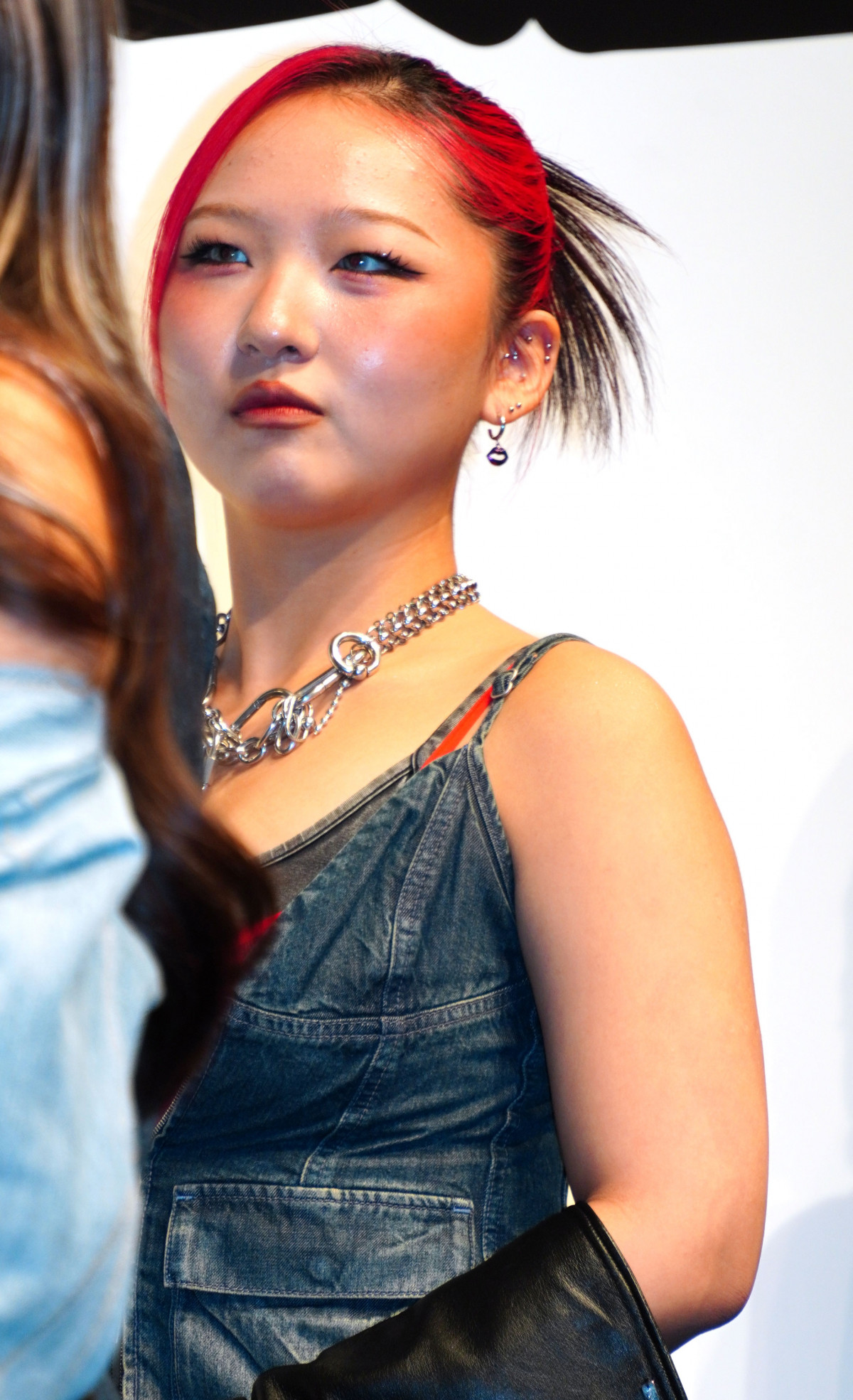 画像・写真 | HANA、ベストジーニスト賞受賞で個性的な着こなし披露 秋